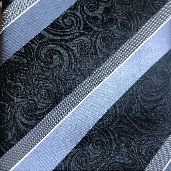 Geoffrey Beene Men’s Tie - Picture 2 of 5